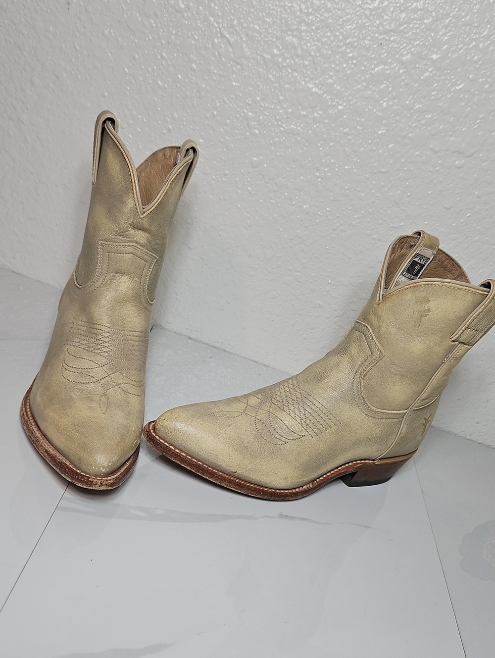 Frye Billy Short Metallic Gold Leather Western Cowboy Boots 9B